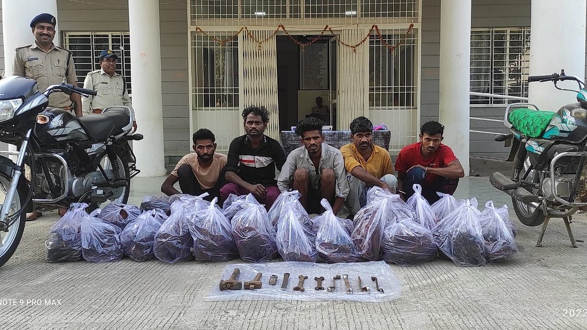 MP: Gang of thieves with country-made revolvers held in Manawar - Vimarsana News