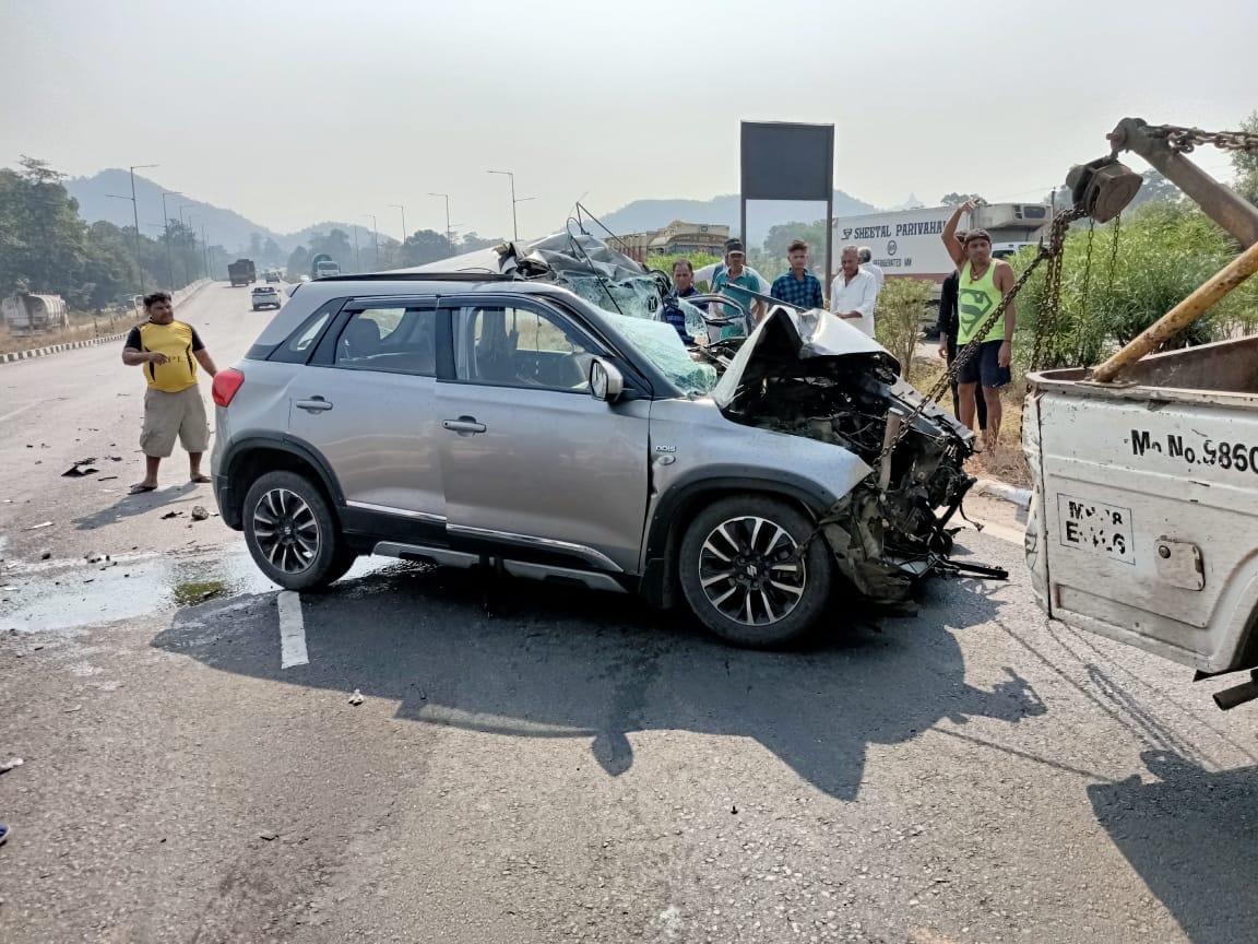 Fatal accident on Mumbai-Ahmedabad National Highway; 3 dead