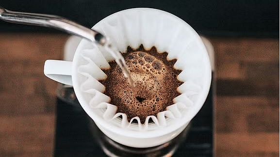 Enjoy a refreshing cuppa by avoiding these 6 coffee brewing mistakes - Vimarsana News