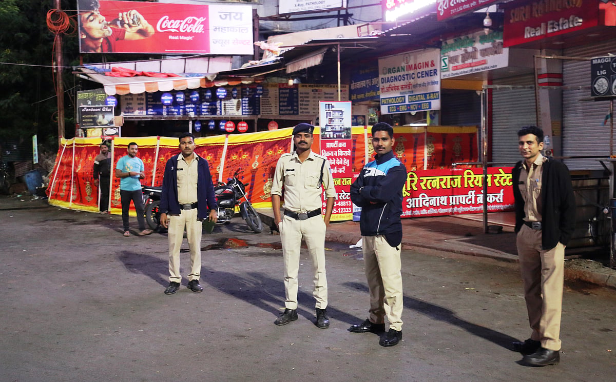 Indore: Police start strict night vigil along BRTS route - Vimarsana News