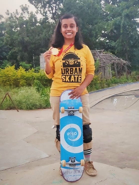Bhopal: Riya Jain wins gold medal in State Skateboarding Championship - Vimarsana News