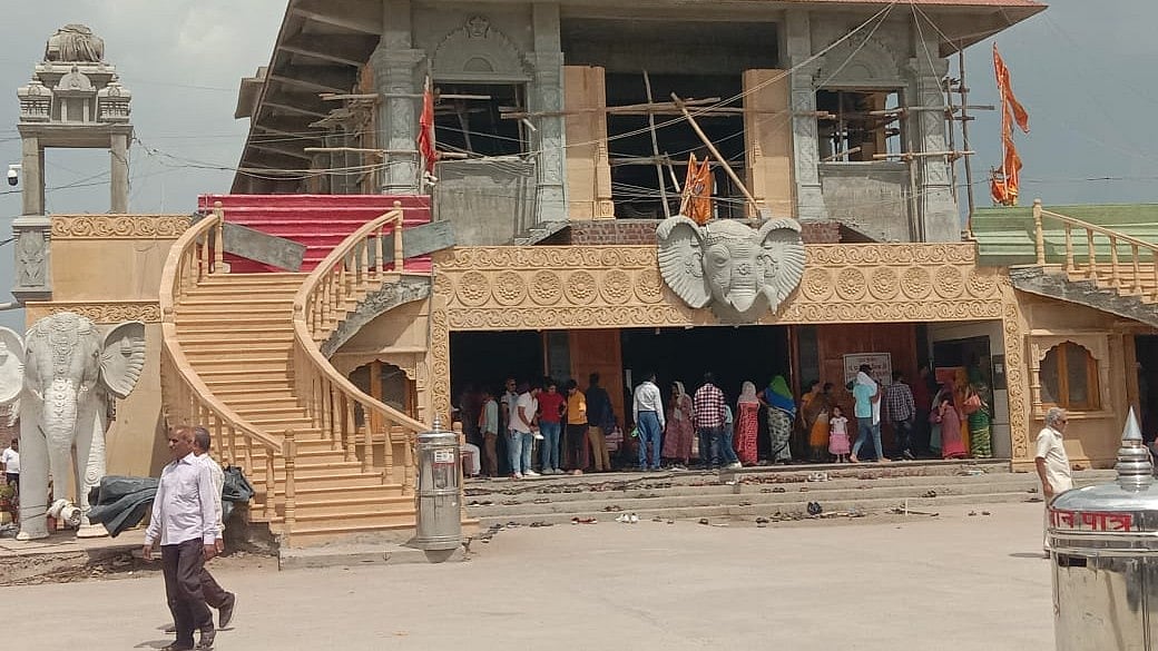 Madhya Pradesh: Maharashtra woman physically assaulted at Kubereshwardham, FIR lodged - Vimarsana News