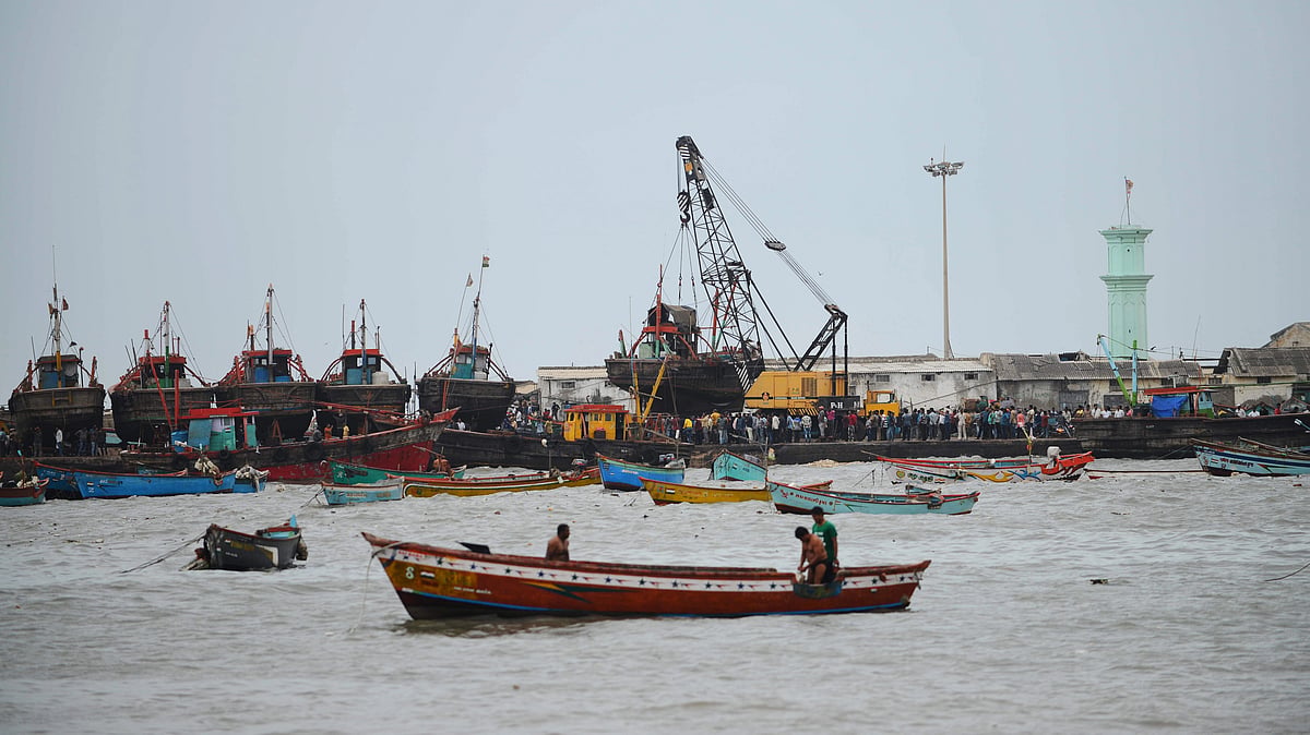 Center approves Rs 150 crore fund to develop Satpati fishing port - Vimarsana News