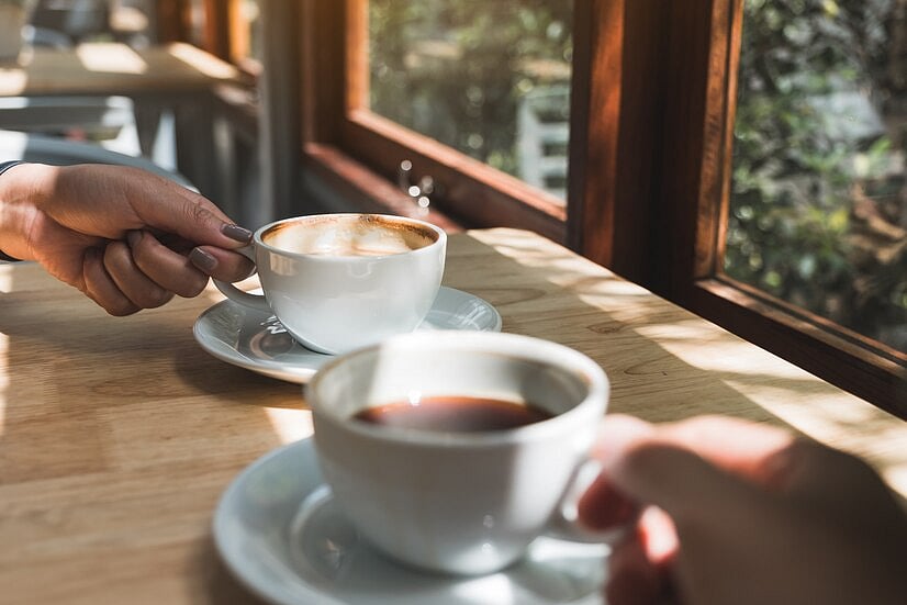 Mumbaikar narrates his coffee chat experience in viral Linkedin post - Vimarsana News