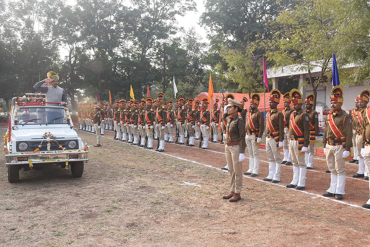 Madhya Pradesh: Home Guards played key role during epidemic, natural disaster, says Divisional commissioner Sandeep Yadav in Ujjain - Vimarsana News