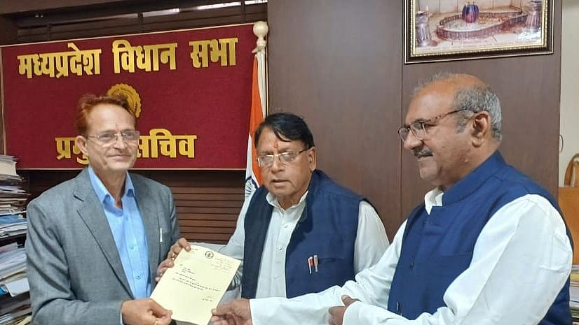 Madhya Pradesh: Congress to bring no-trust motion against government - Vimarsana News