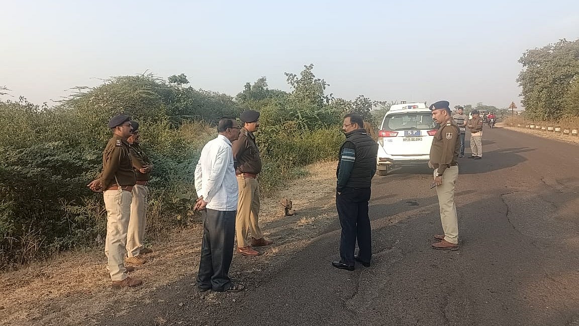 Madhya Pradesh: Teacher robbed off jewellery, cash - Vimarsana News