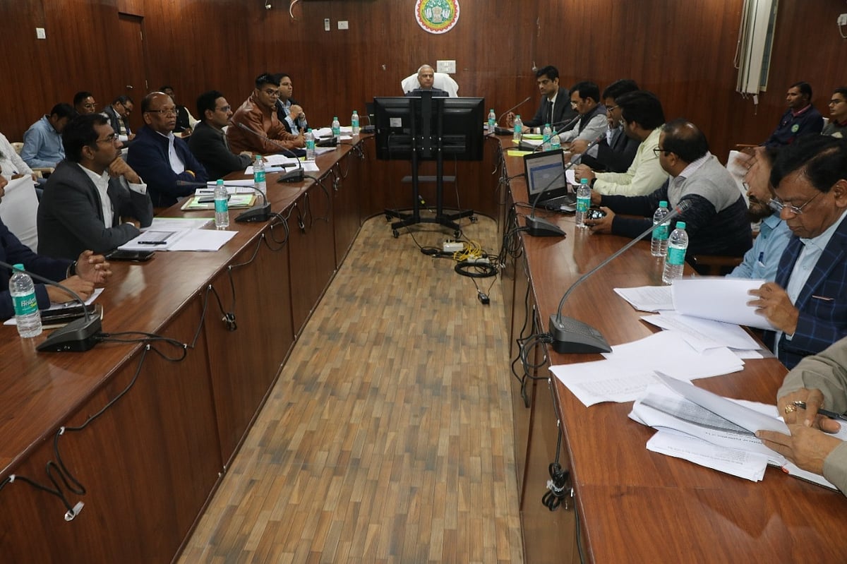 Madhya Pradesh: Commissioner tells officials not to delay Atal Expressway work - Vimarsana News