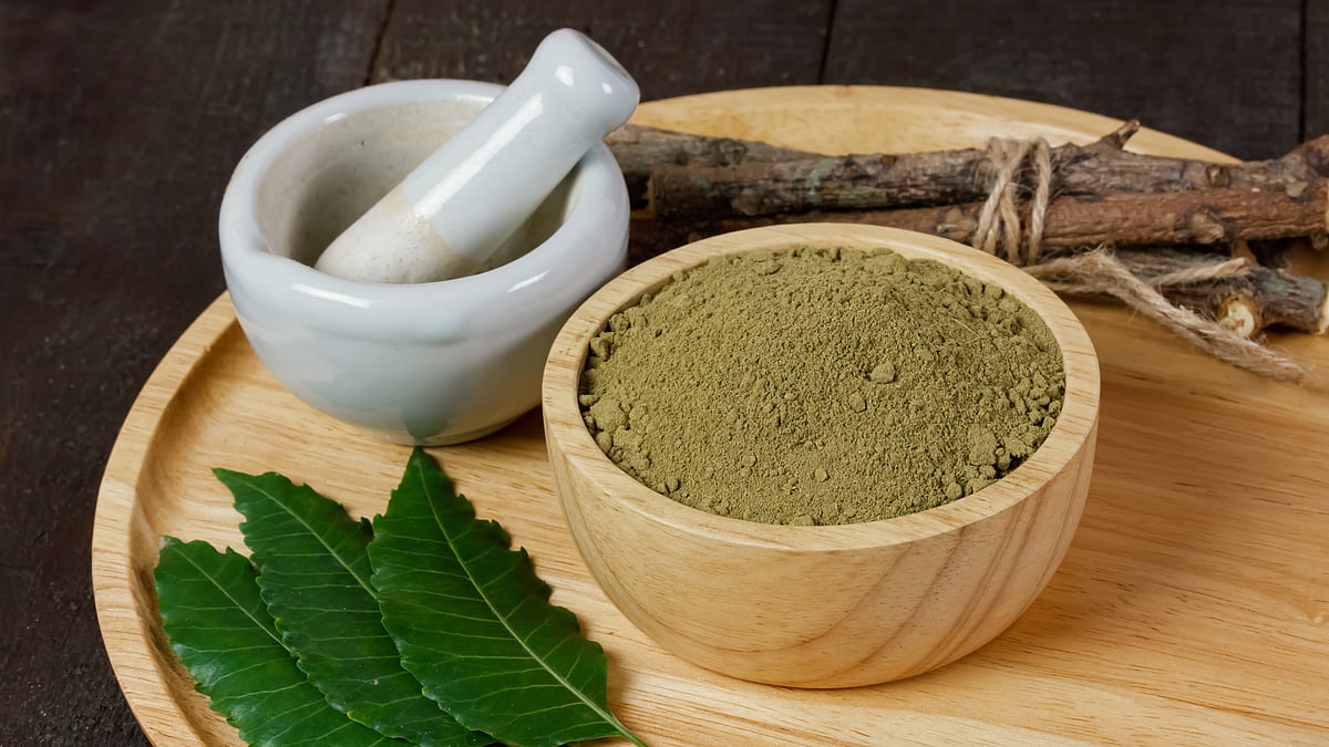 Neem 6 DIY face packs; a complete remedy for all skin types