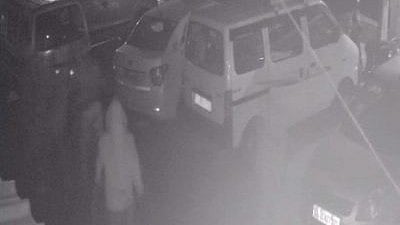 Delhi Crime: Half a dozen armed assailants stab youth, open fire in air in Mayur Vihar; CCTV footage surfaces - Vimarsana News