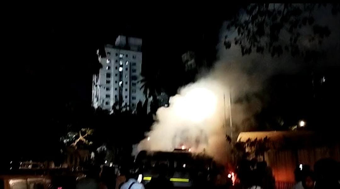 ON CAMERA: Ambulance catches fire near YMCA playground on Mumbai's Agripada - Vimarsana News