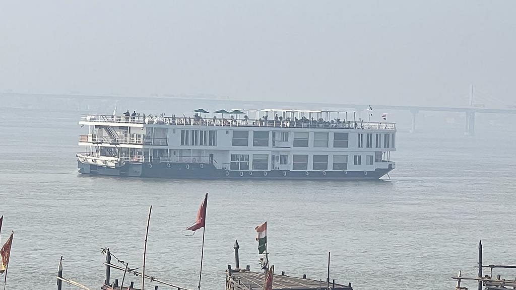 Launched a week ago by PM Modi, Ganga Vilas Cruise gets stuck on its maiden voyage in Bihar's Chhapra - Vimarsana News