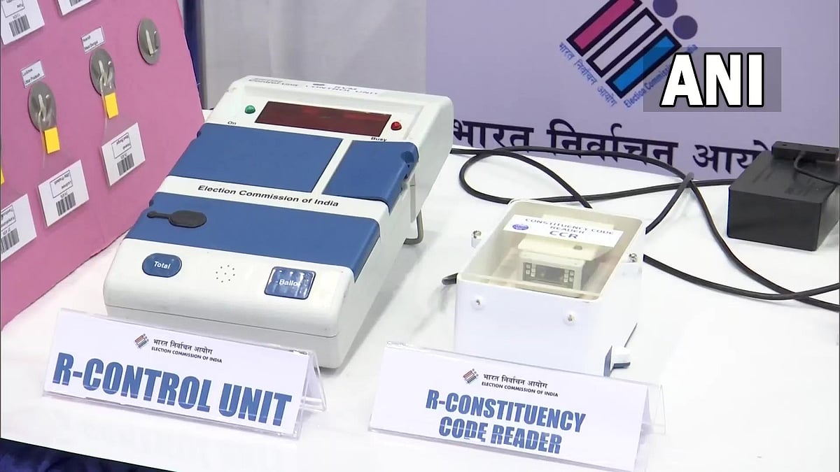 Election Commission showcases remote voting machine for migrant domestic workers - Vimarsana News