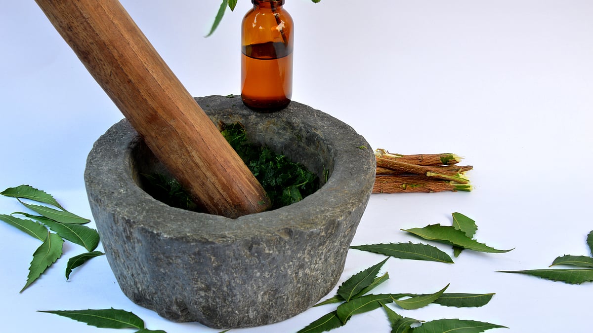 Neem 6 DIY face packs; a complete remedy for all skin types