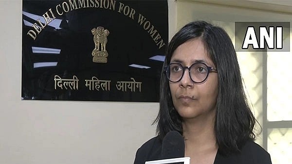 Delhi: Women's commission issues notice to Police after girl hit by car, dragged for kms - Vimarsana News