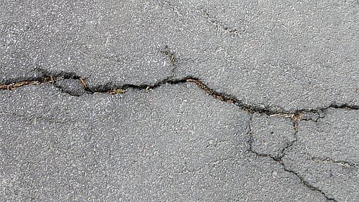 Joshimath land subsidence: Badrinath National Highway develops cracks - Vimarsana News