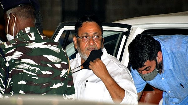 Mumbai Visa Scam: No coercive action Nawab Malik's son & daughter-in-law in forgery case, Court tells Police - Vimarsana News