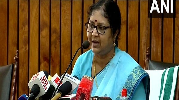 Kerala: Girls above 18 to get 60-day maternity leave at universities - Vimarsana News