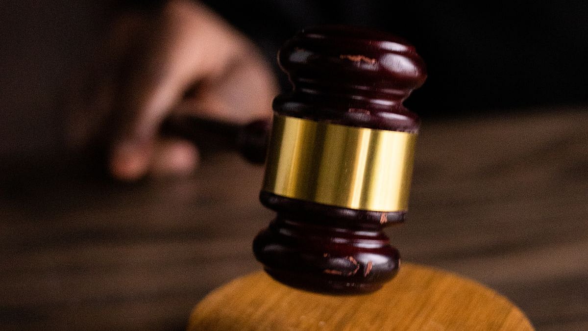 Mumbai: After strip search incident, jail guard now asks 61-yr-old prisoner to do sit-ups, court calls for report - Vimarsana News