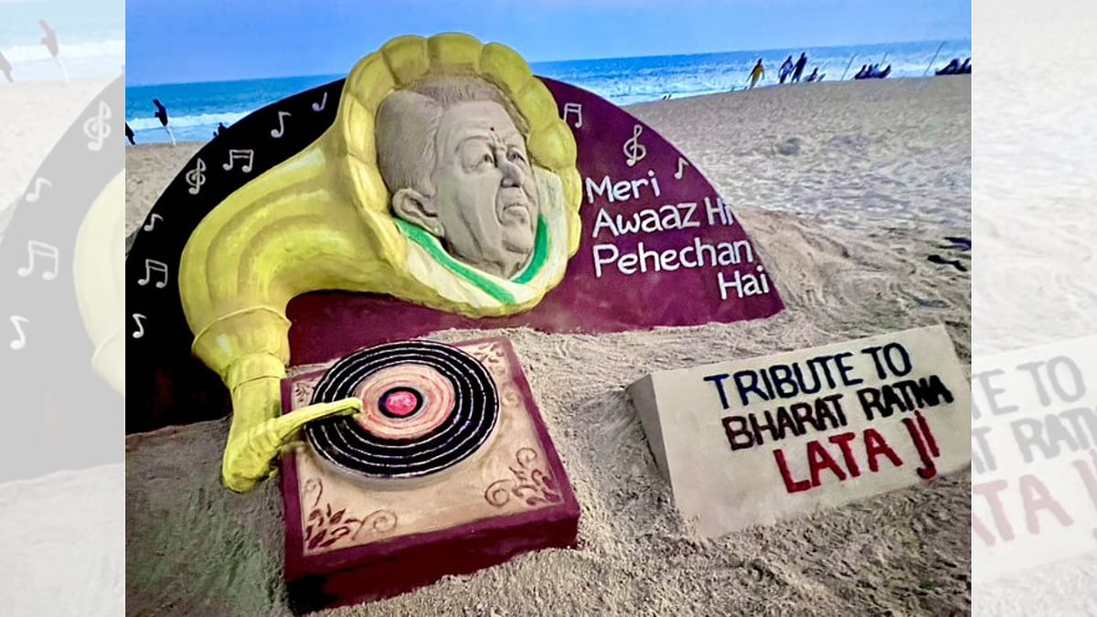 WATCH: Sudarsan Pattnaik creates sand art to pay tribute to Bharat Ratna Lata Mangeshkar - Vimarsana News