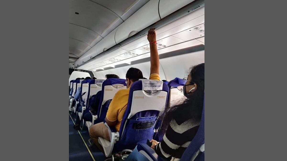 Spot a Mumbaikar! You can't take Mumbai out of a Mumbaikar, viral pic proves it - Vimarsana News
