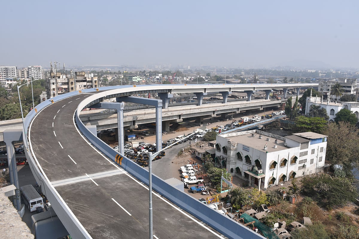 Mumbai: Frustrated motorists start using SCLR Extension; road closed despite PM Modi inaugurating it 2 months ago - Vimarsana News