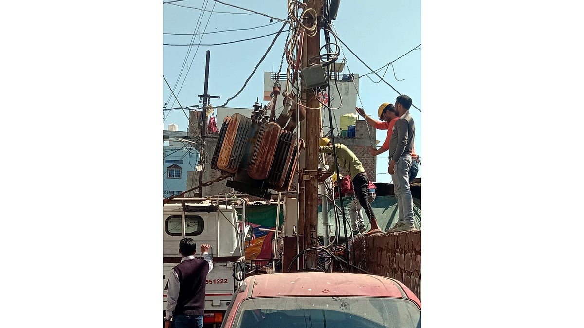 Bhopal: Now, power discom removes transformer from Chamarpura over power pilferage and pending dues - Vimarsana News