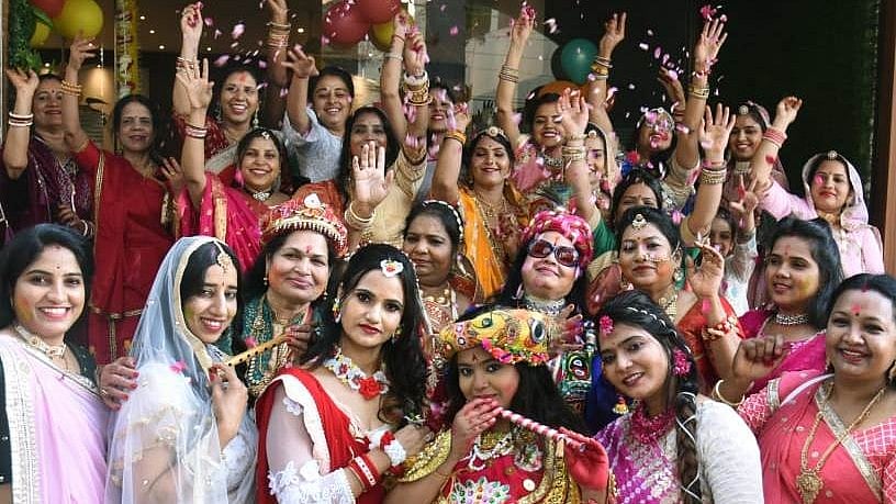 Indore: Phag Utsav celebrated with gusto at Ranjit Hanuman - Vimarsana News