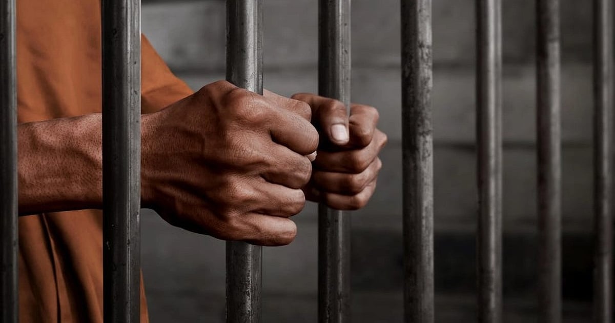 Punjab Crime: Undertrial Goes Live On Facebook, Celebrates Friend's Birthday From Inside Ferozepur Central Jail (WATCH) - Vimarsana News