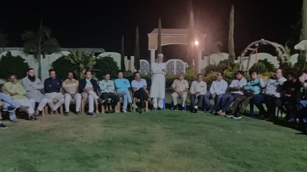 Madhya Pradesh: 'Previous council took half the benefits of poor', Congress vice-president of Kukshi municipal council - Vimarsana News