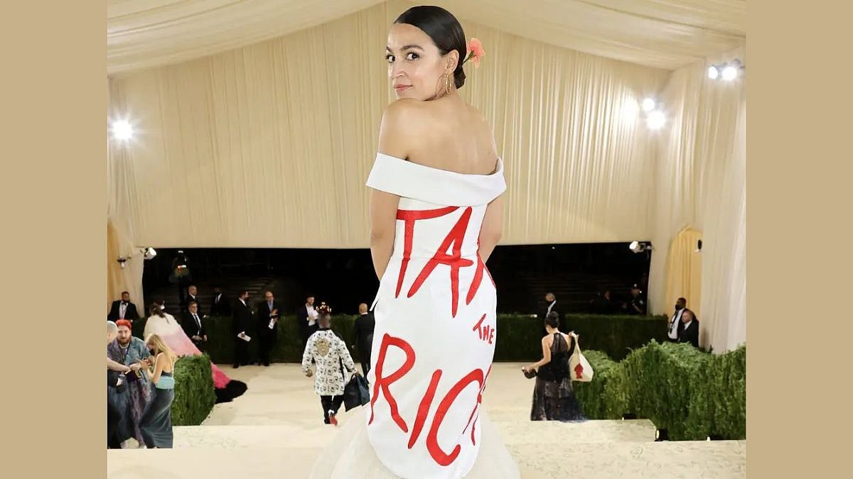 US: Alexia Ocasio-Cortez under probe for MET Gala 2021 'Tax The Rich' dress - Vimarsana News