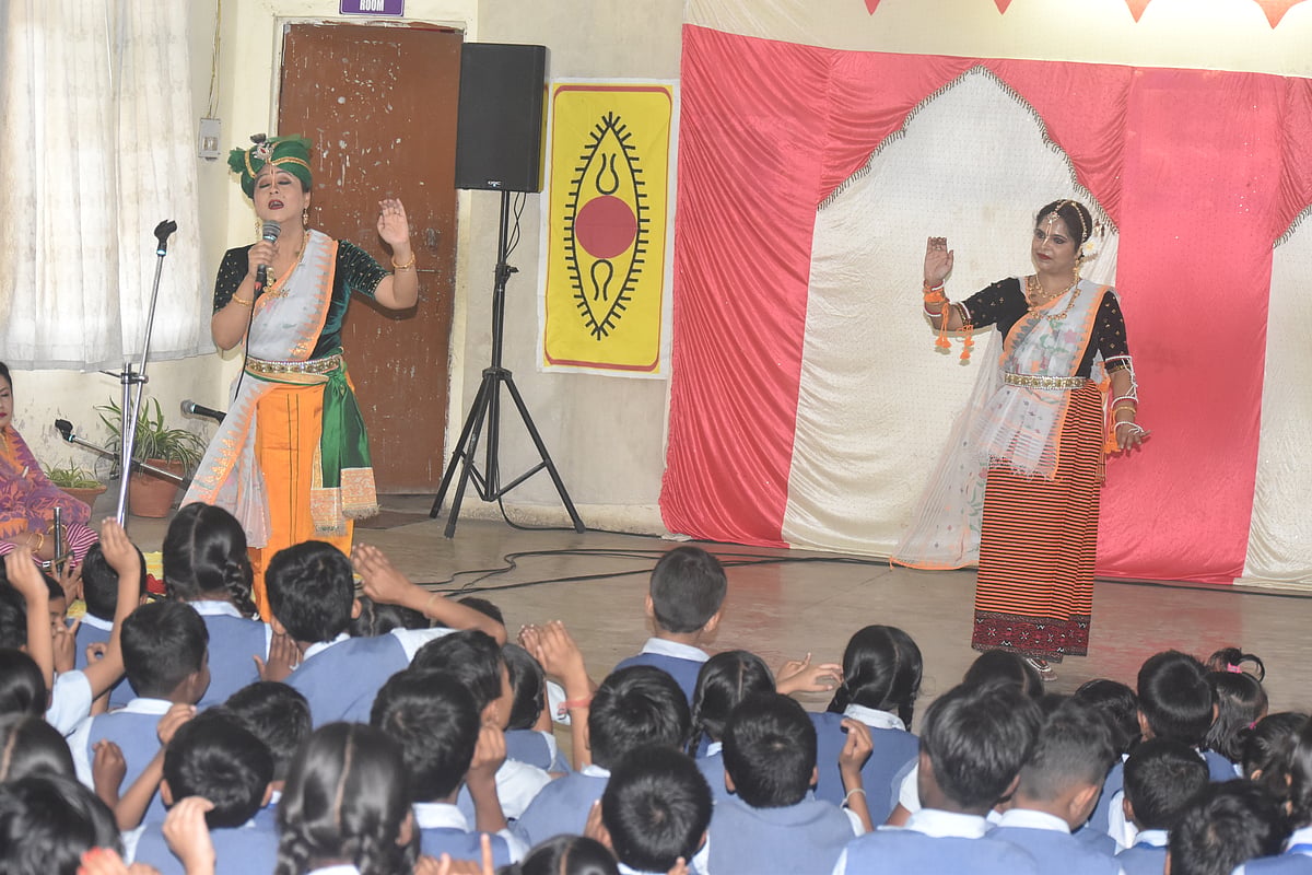 Madhya Pradesh: Bimbavati Devi elegantly stages Manipuri dance in Bhopal - Vimarsana News