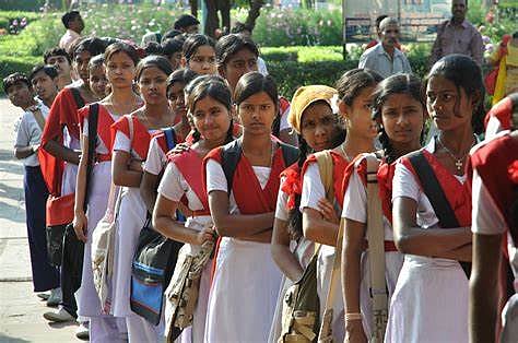 Indore: Only 47% applications against 2.84 lakh RTE seats in MP - Vimarsana News