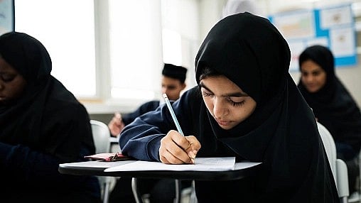 Afghan clerics says it is permissible to educate women in contemporary sciences - Vimarsana News