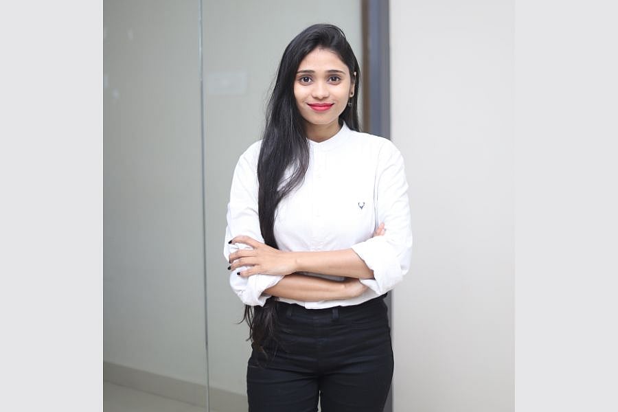 A Role Model for Women in Business: The Heartwarming Story of Shraddha Shrivastava's Journey - Vimarsana News