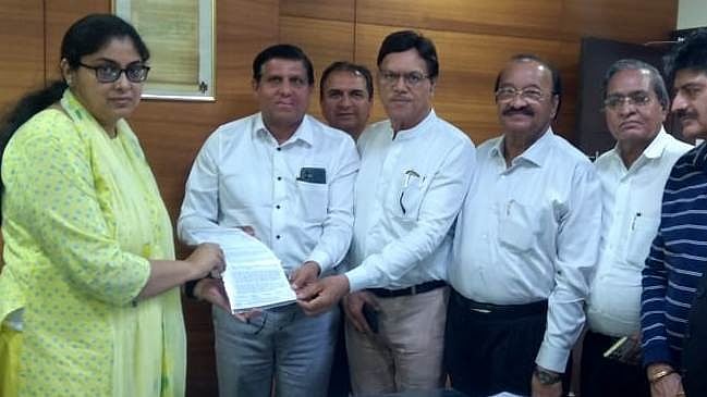 Indore: Industrialists urge IMC commissioner to look into trade licence fee row - Vimarsana News