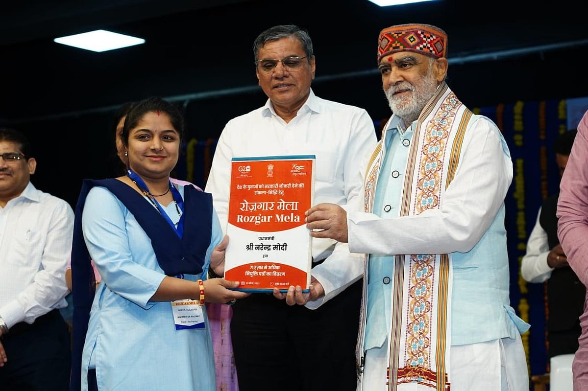 MP: Alirajpur's Nimita selected as assistant loco pilot in Western Railway - Vimarsana News