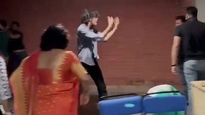 On Camera: Five suspended after scuffle breaks out at Amity University - Vimarsana News