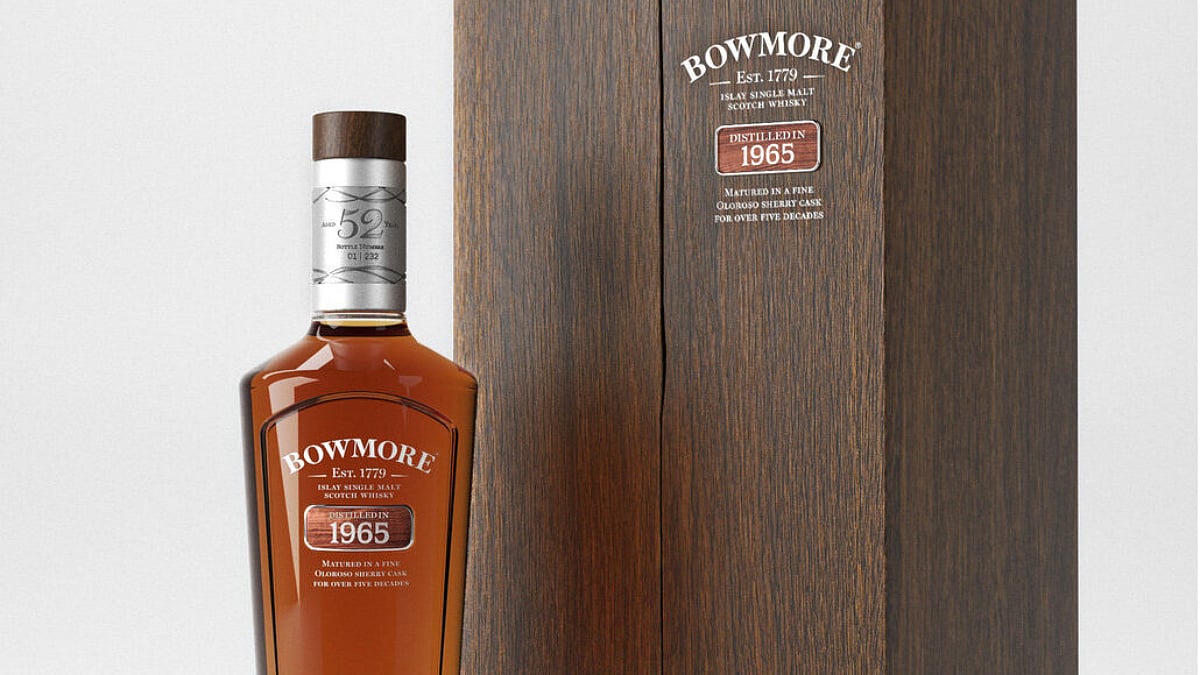 A rare 52-Year-Old 'Bowmore Single Malt Scotch Whiskey' is now available at Mumbai Duty Free - Vimarsana News