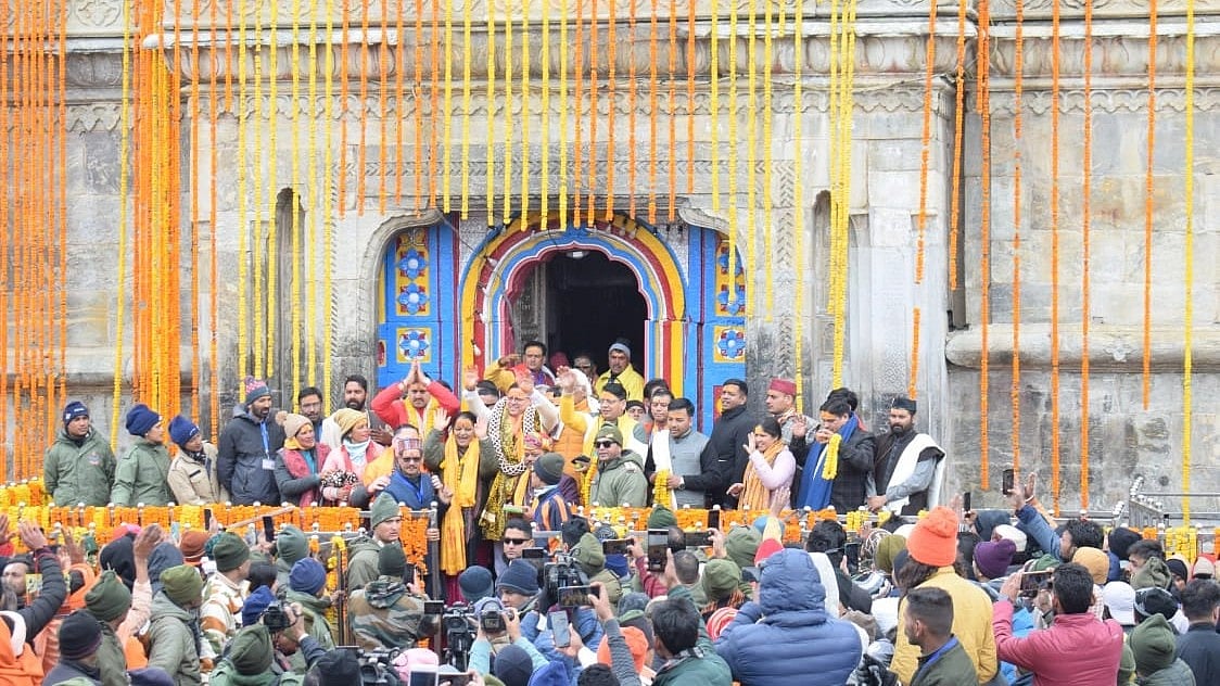 Kedarnath Yatra 2023: Shrine doors opens for pilgrims and more details inside - Vimarsana News