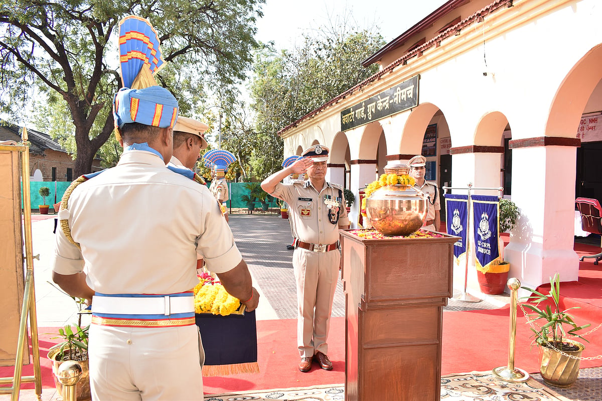 Madhya Pradesh: CRPF commemorates Shaurya Diwas in Neemuch - Vimarsana News