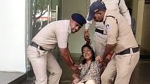 WATCH: Gwalior cops help differently-abled girl wear shoes and climb stairs for public hearing, win hearts - Vimarsana News