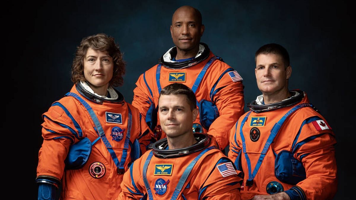 NASA announces 1st moon crew in 50 years, including first woman and African American - Vimarsana News