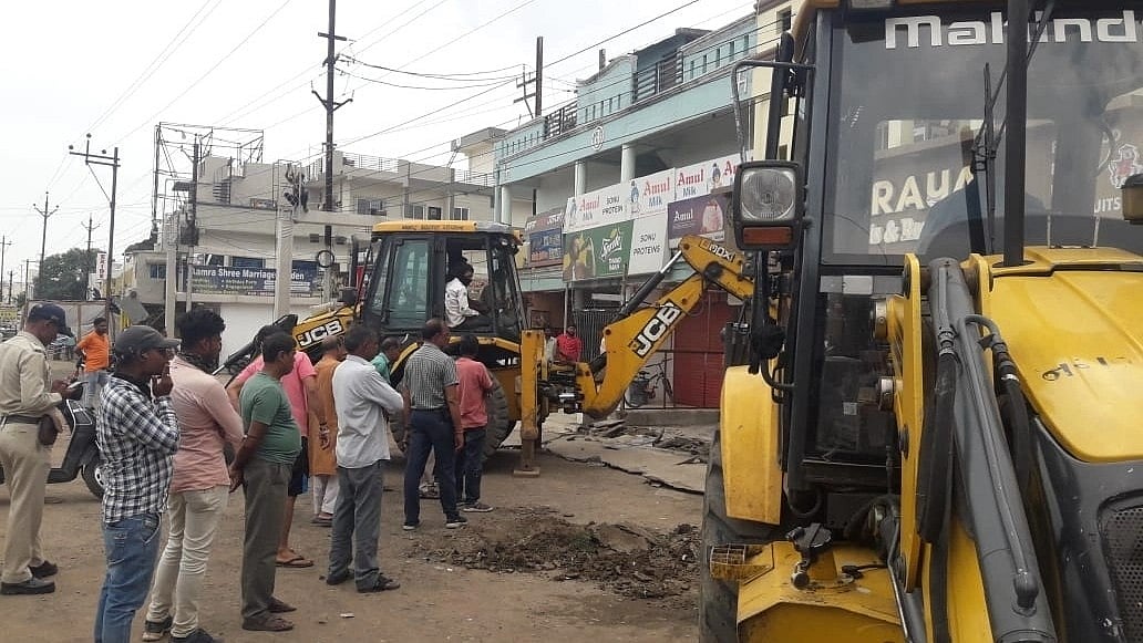 Bhopal: 150 illegal structures identified, marked for demolition - Vimarsana News