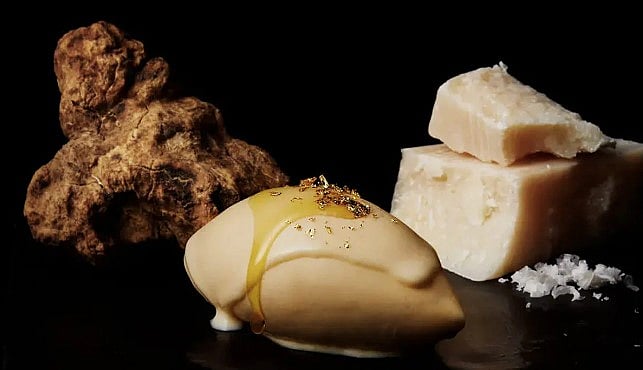From treat to treasure: Savour the World's most expensive Ice Cream at over ₹5 lakh - Vimarsana News