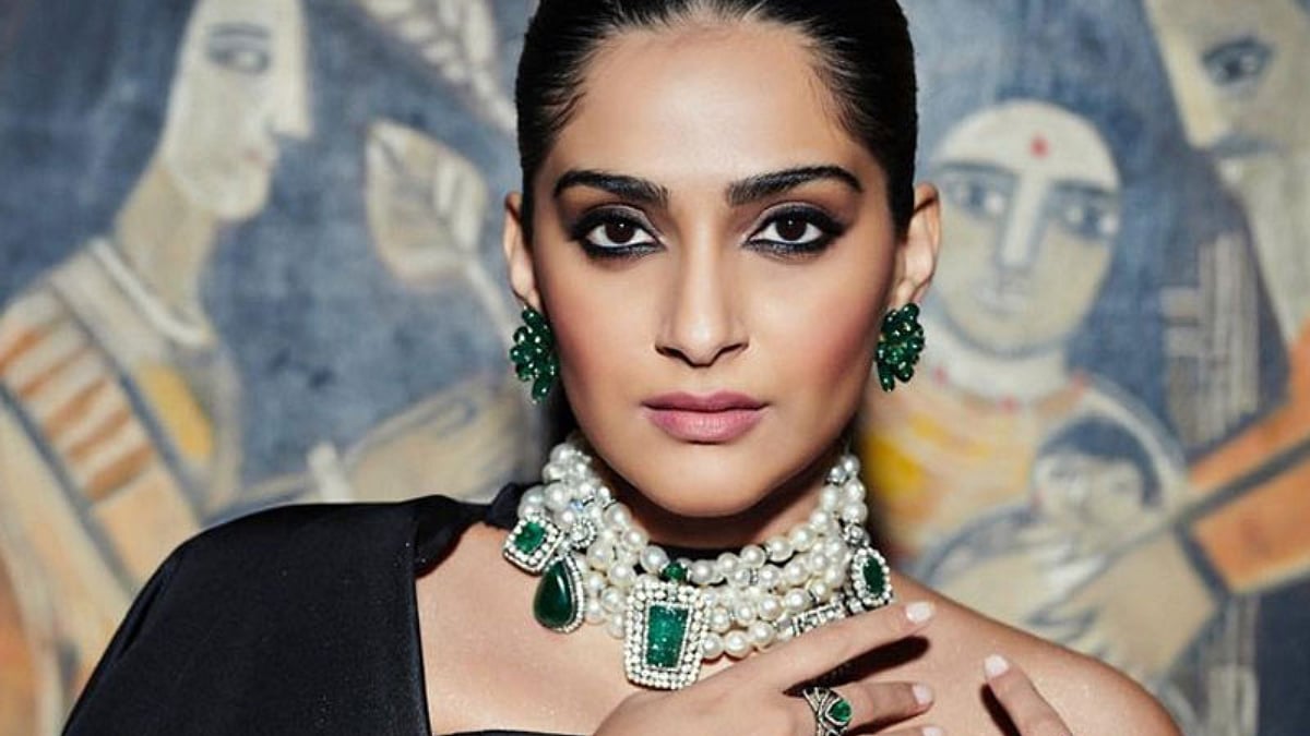 From formal events to weddings and resort wear, here's how you can pairing your same jewellery for different occasions - Vimarsana News