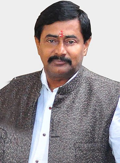 Bhopal: Efforts on to pacify Deepak Joshi; CM Shivraj Singh Chouhan, party organisation to hold talks with him - Vimarsana News