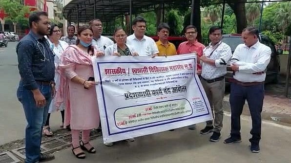 MP doctors' strike: Retired, private and AYUSH doctors roped in minimise strike impact on patients in Jabalpur - Vimarsana News