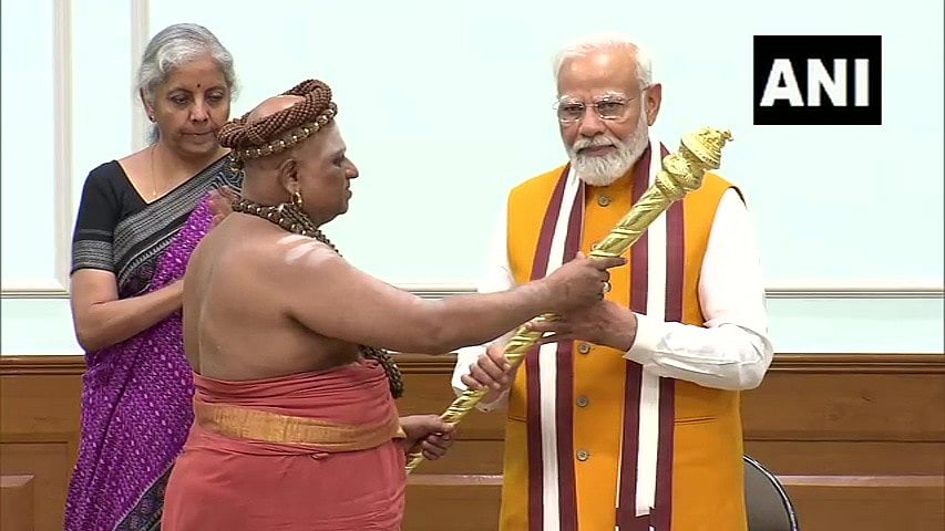 Adheenams handover 'Sengol' to PM Modi on the eve of inauguration of new Parliament building (WATCH) - Vimarsana News