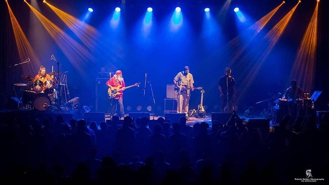 Mumbai Gig Guide: Indian Ocean to Farhan Akhtar live; Here are our top recommendations - Vimarsana News